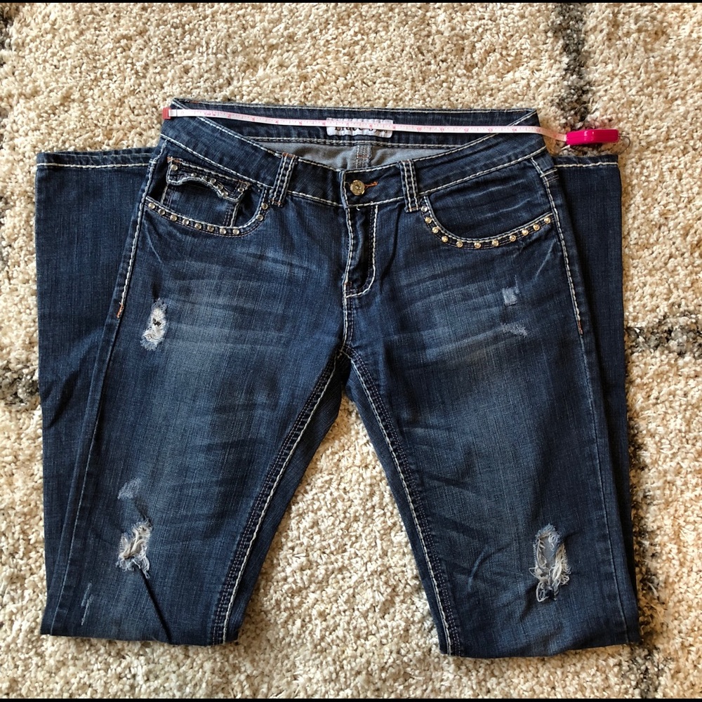 Liuce’s jeans ... like new!